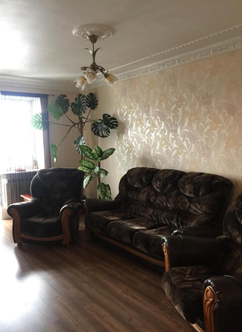 Apart Na Himnaziinoi Naberezhnii Apartament Charków Zewnętrze zdjęcie